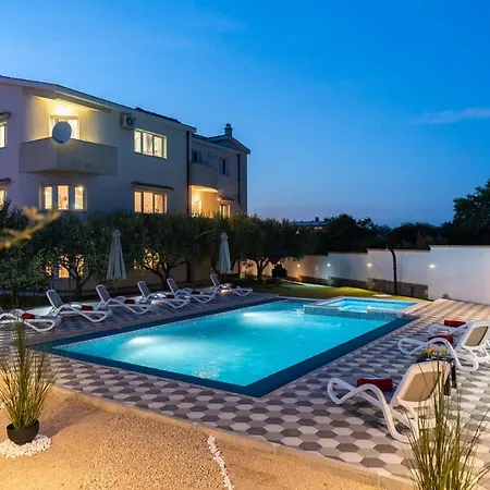 Strmota S Bazenom 圣菲利普雅科夫